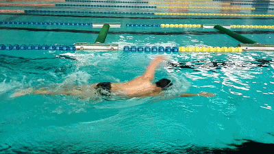 如何提高自由泳划水效率