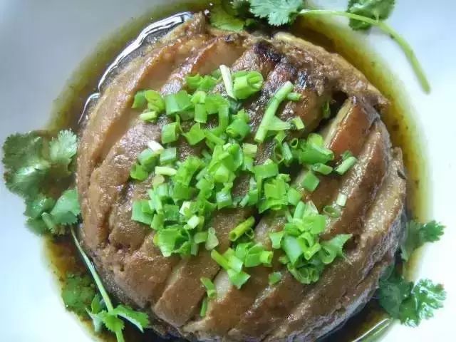 南丰舌尖的美食乌米糍—你有多久没吃过了?儿时的味道可还记得