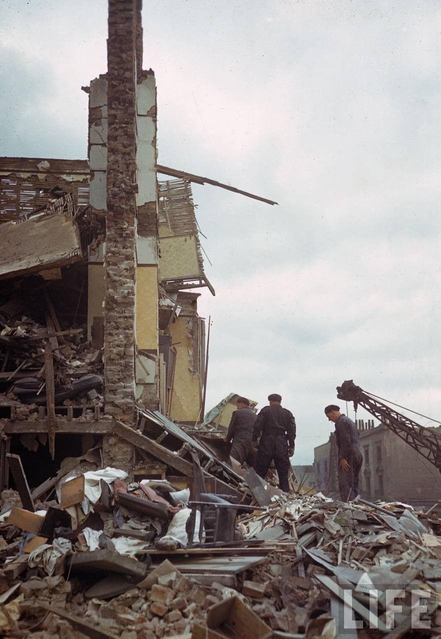 伦敦大轰炸后的惨状,罕见的二战老照片(一)