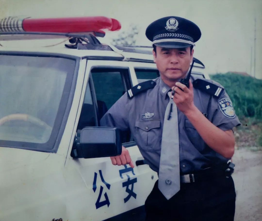 80年代警服图片图片