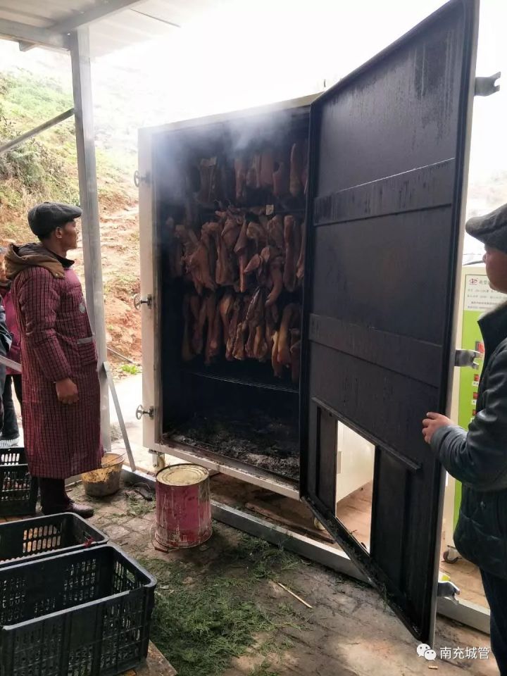 南充熏腊肉神器已上线,熏肉才5角一斤,你还不快来!