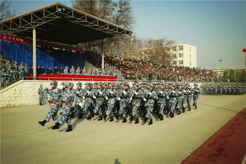 潜艇兵的别样青春,他们即将骑鲸踏浪闯深蓝