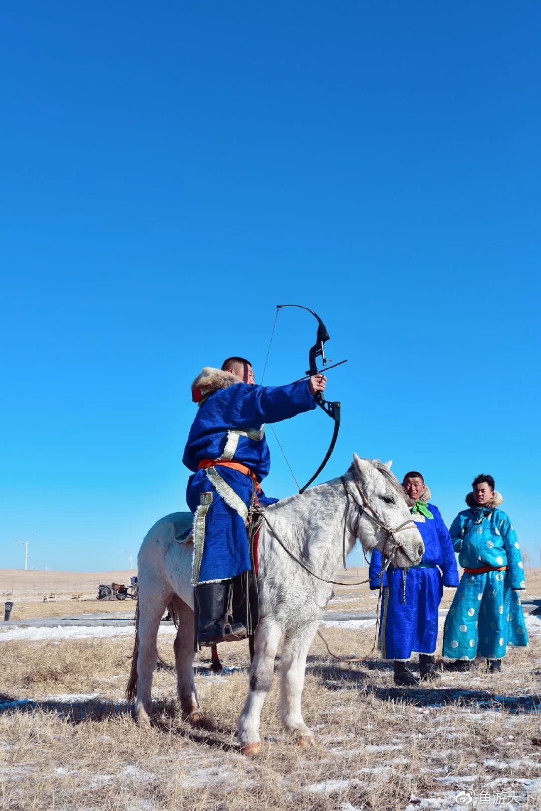 游记骑马射箭住蒙古包草原上传统的蒙古风情依旧自由豪迈