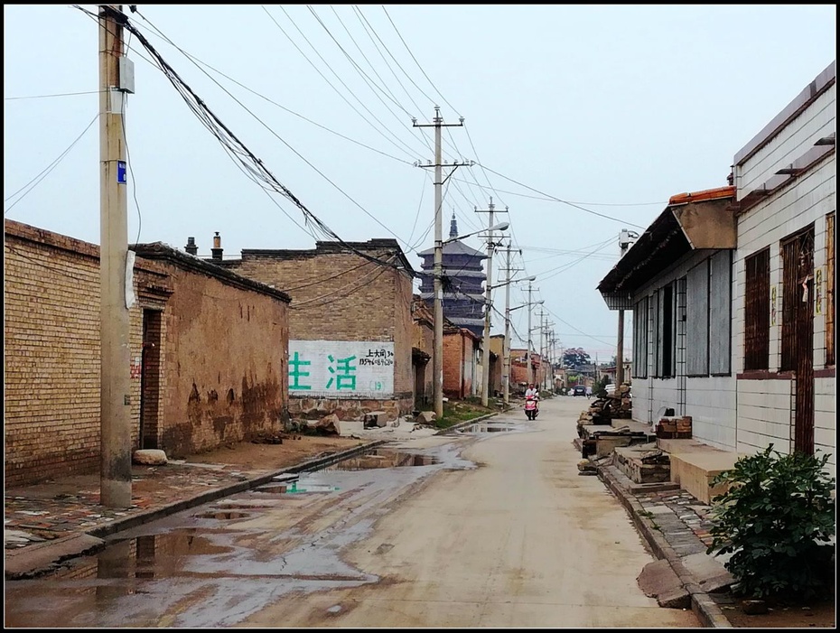 行走山西一才谒净土寺又观释迦塔辽宋千年史应县一日游之应县净土寺