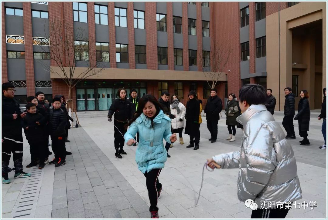 激情冬日绳舞飞扬沈阳市七中五里河学校成功举办初一年级跳绳比赛