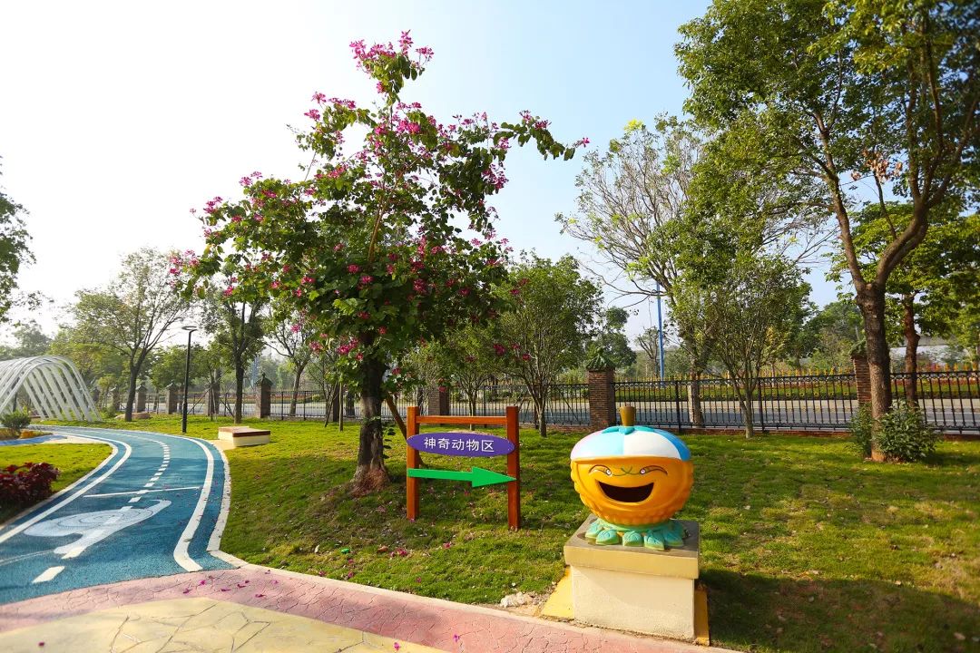 南朗东部组团儿童公园图片
