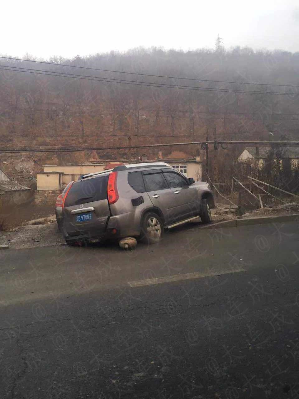 大連旅順南路又發慘烈車禍!尼桑上反道迎面撞爛邁騰