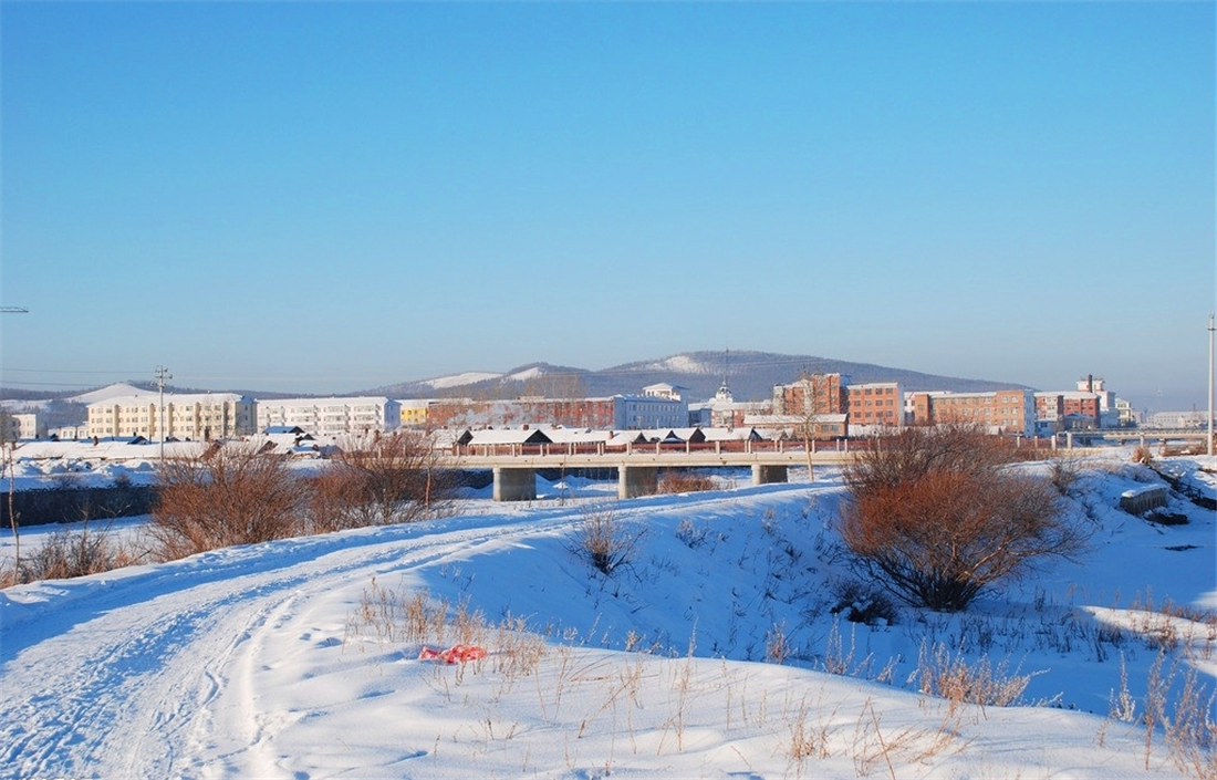 漠河鎮確實是我國很冷的地方,在漠河可欣賞到極光美景