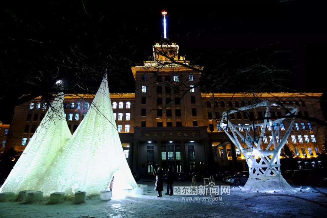 哈工大雪景图片