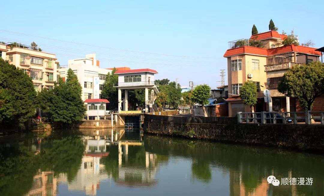 勒流船闸百花街伍氏宗祠伍氏南迁台山斗洞,勒流沙涌斗轩公始,即建有