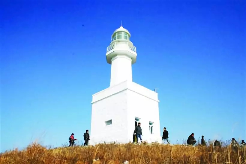 女島燈塔即墨女島燈塔,2007年12月,由即墨市港行管理局移交給青島航標