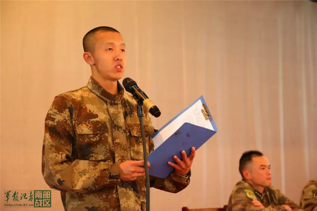 南部戰區陸軍某基地新兵新訓結業