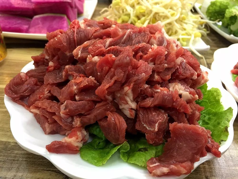 龙喜碳锅88元抢2斤牛肉可换羊肉或羊排素拼萝卜一份好吃到尖叫的牛肉