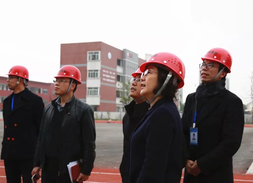 甪直甫里中学老师图片