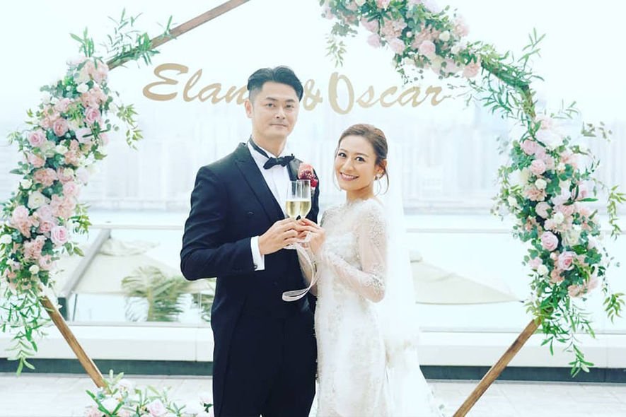 江若琳萧润邦婚礼超感动!婚纱婚鞋原来出自这些品牌!