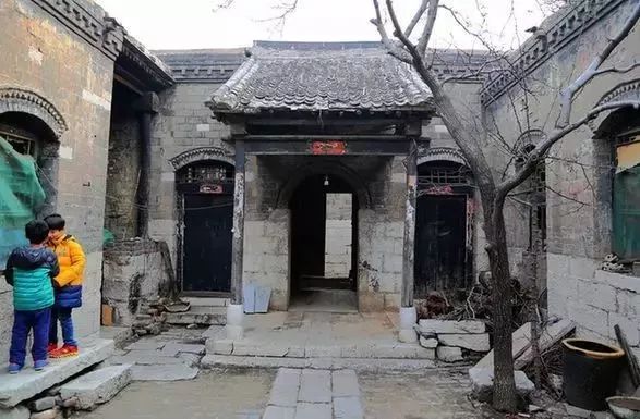 邢臺縣路羅鎮魚林溝村魚林溝村始建於明代年間,祖輩們從遙遠的地方遷