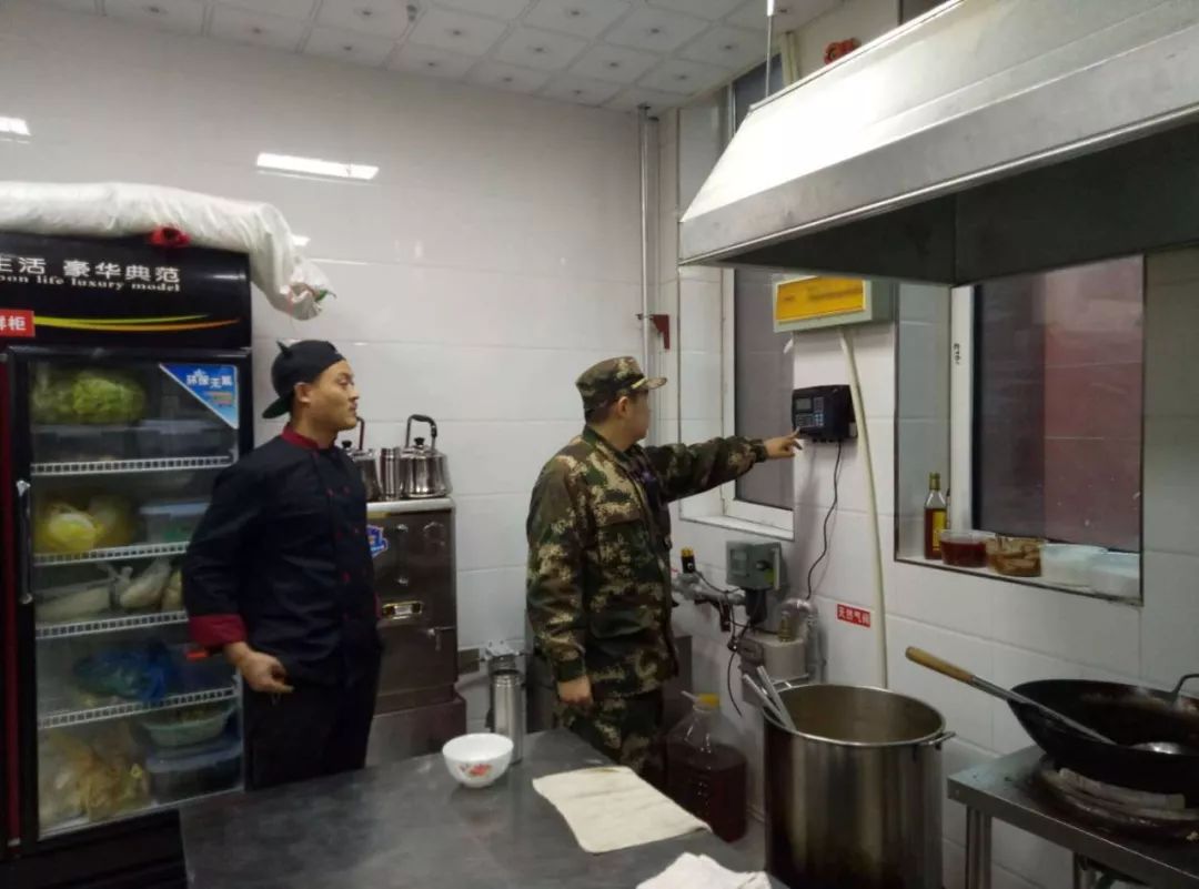 武城大队深入辖区餐饮场所开展燃气消防安全专项检查