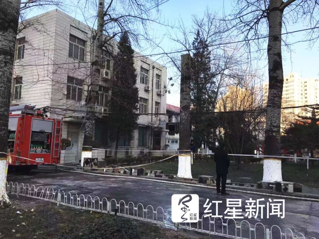 市119指挥中心接到报警,北京交通大学东校区2号楼一实验室发生爆炸