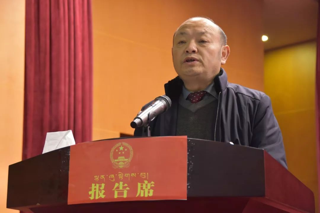 雅江县县长图片