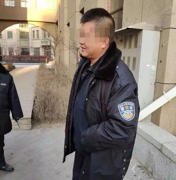 警服大衣图片图片