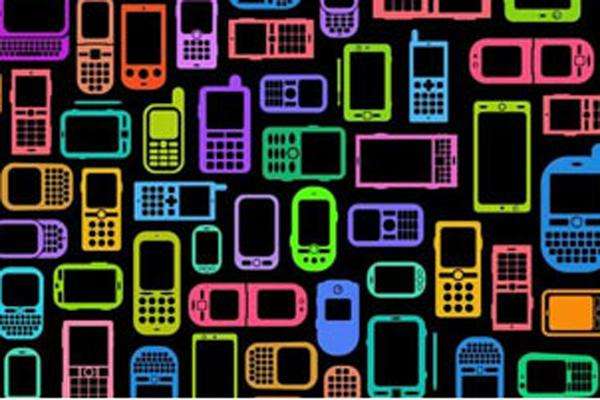 卖身、离场、坚持、转机：属于智能手机的2018-锋巢网
