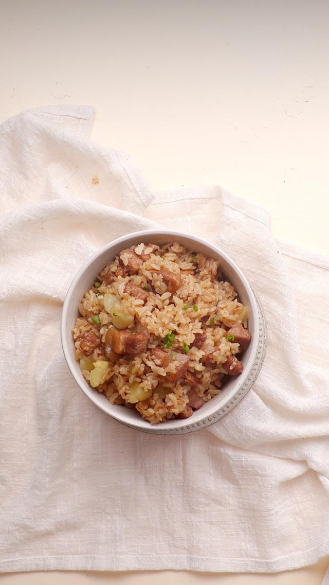 噴香料足的紅燒肉燜飯,一個電飯煲就搞定!_ml