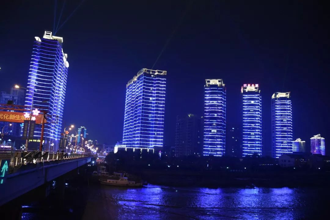 龙港市夜景图片