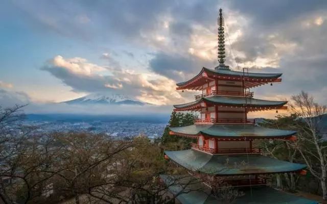 日本大和民族的象征富士山美景美食旅行攻略