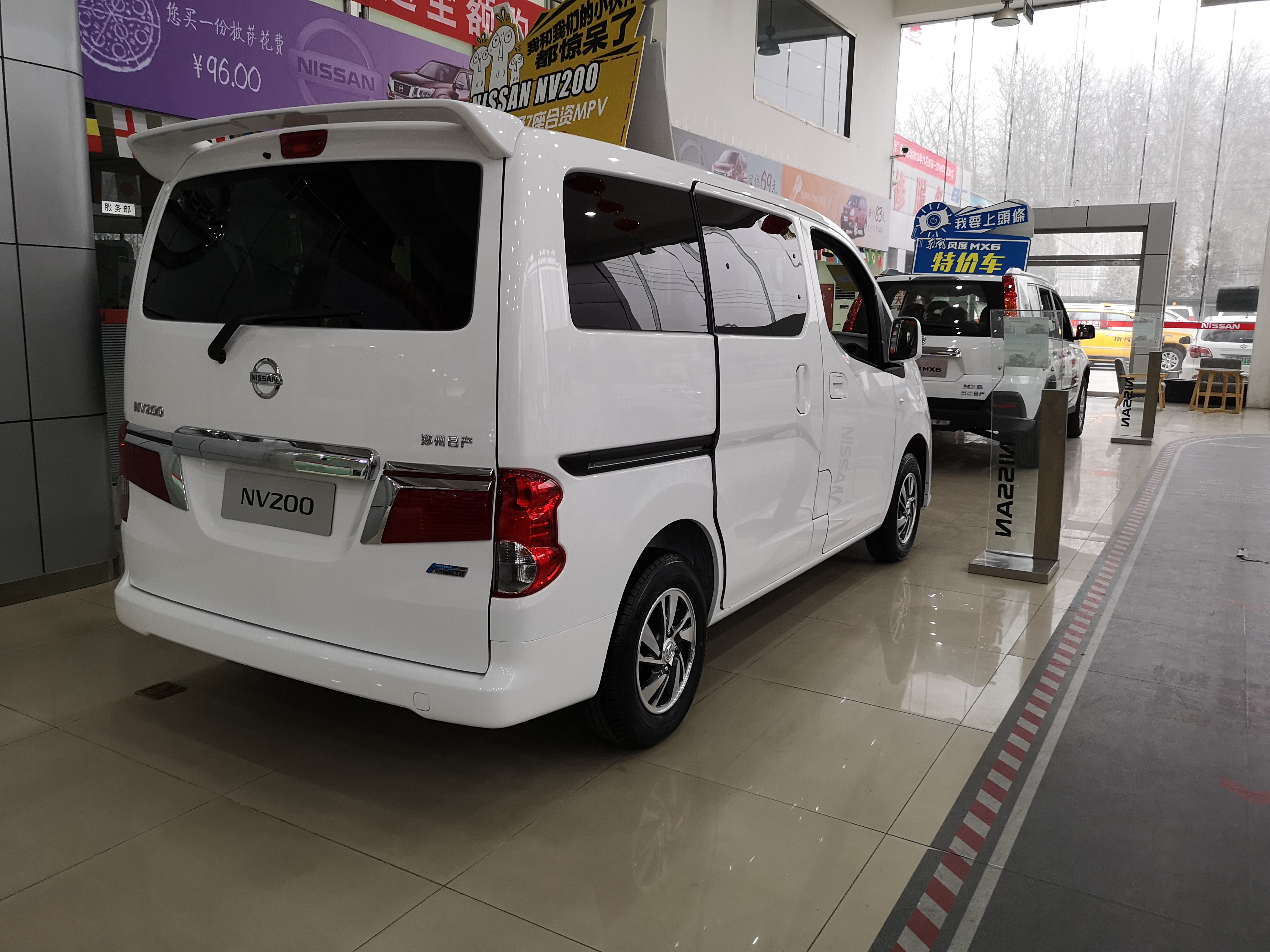 實用改裝兼得 到店看2018款nv200日產麵包神車