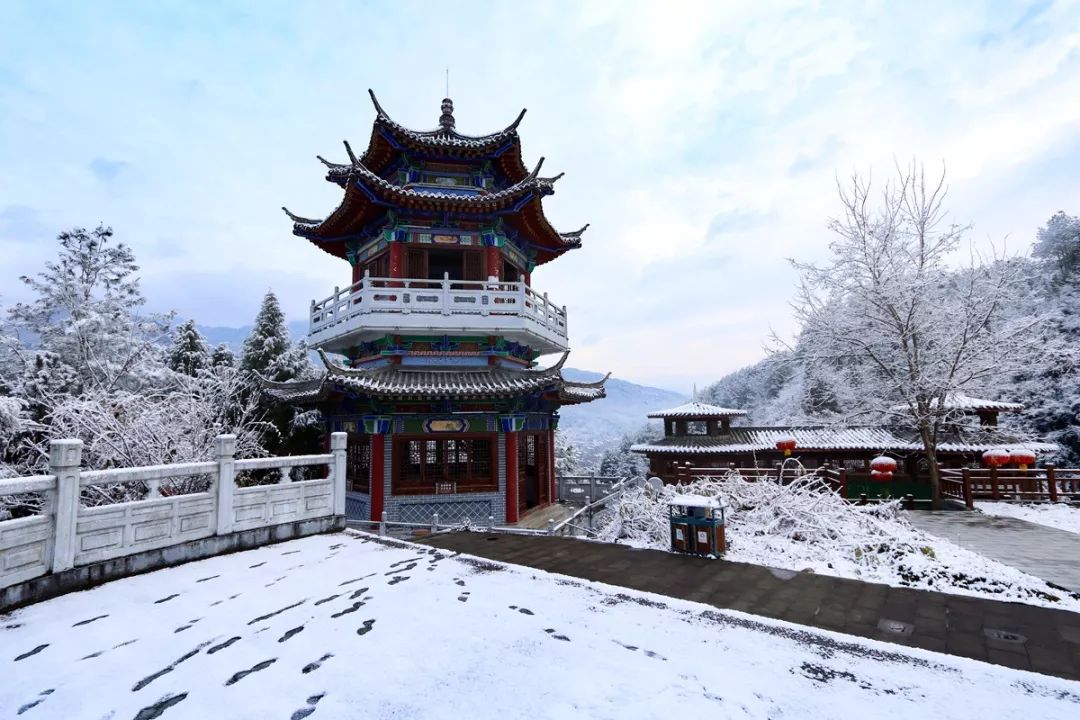 漢中即將迎來2018年最後一場降雪,這個元旦玩雪,吃席去!