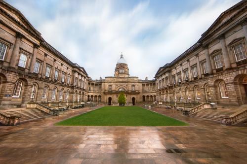 院校簡介:愛丁堡大學(the university of edinburgh),簡稱愛大,是一所