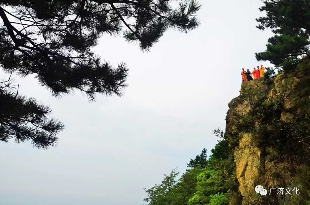 人文廣濟陳龍興橫崗山之巔廉禎寨記遊