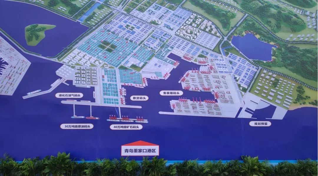 董家口30万吨原油码头二期工程开建!疏港铁路同步开通