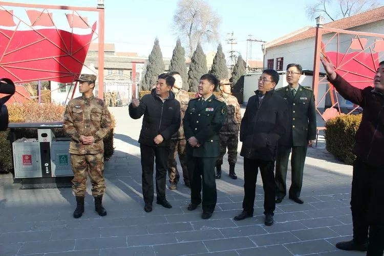 随后,镇党委书记申志斌,党委副书记马小伟陪同市军分