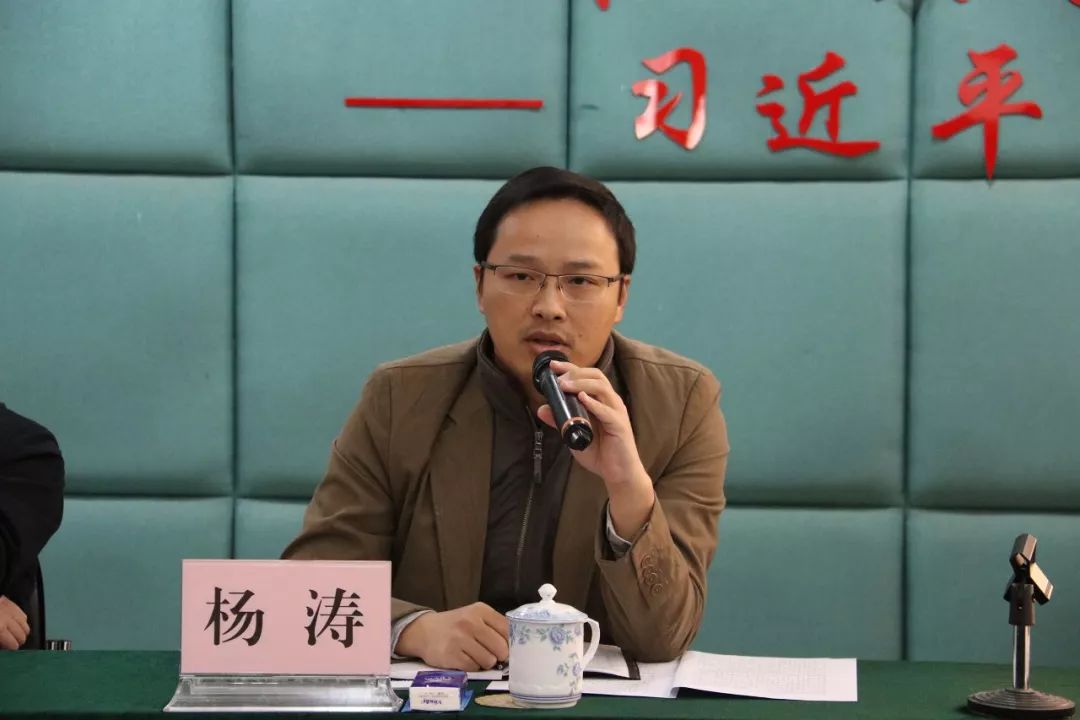 南庄镇委委员杨涛杨涛表示,当前整体经济下行压力高居不下,经济大环境