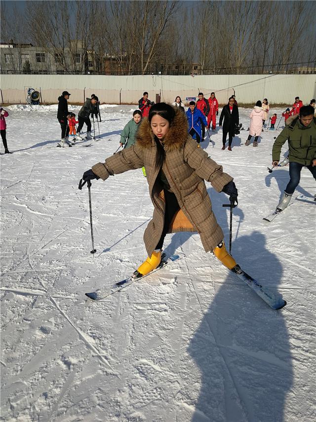 踩線團一行紛紛表示,伊龍滑雪場旅遊資源豐富,景點各項配套設施完備