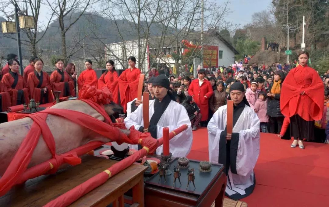 年豬祭祀