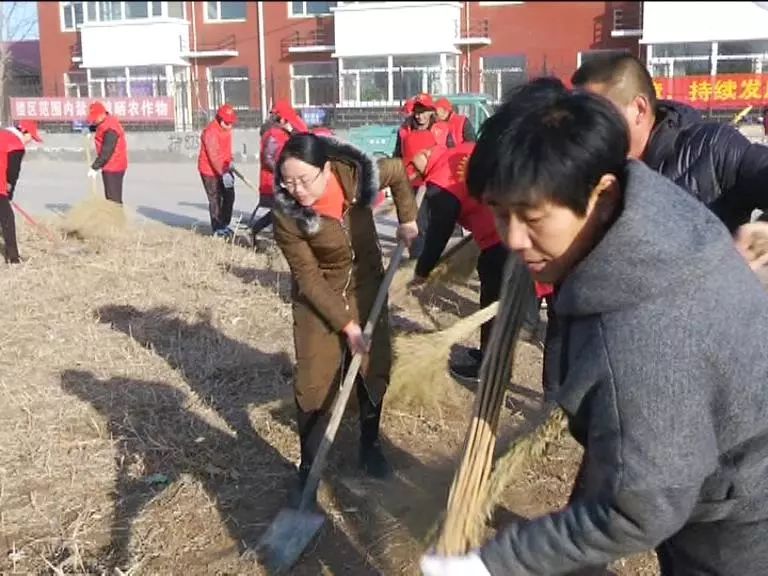 沧县土塔村举办沧县老兵帮爱心协会启动仪式