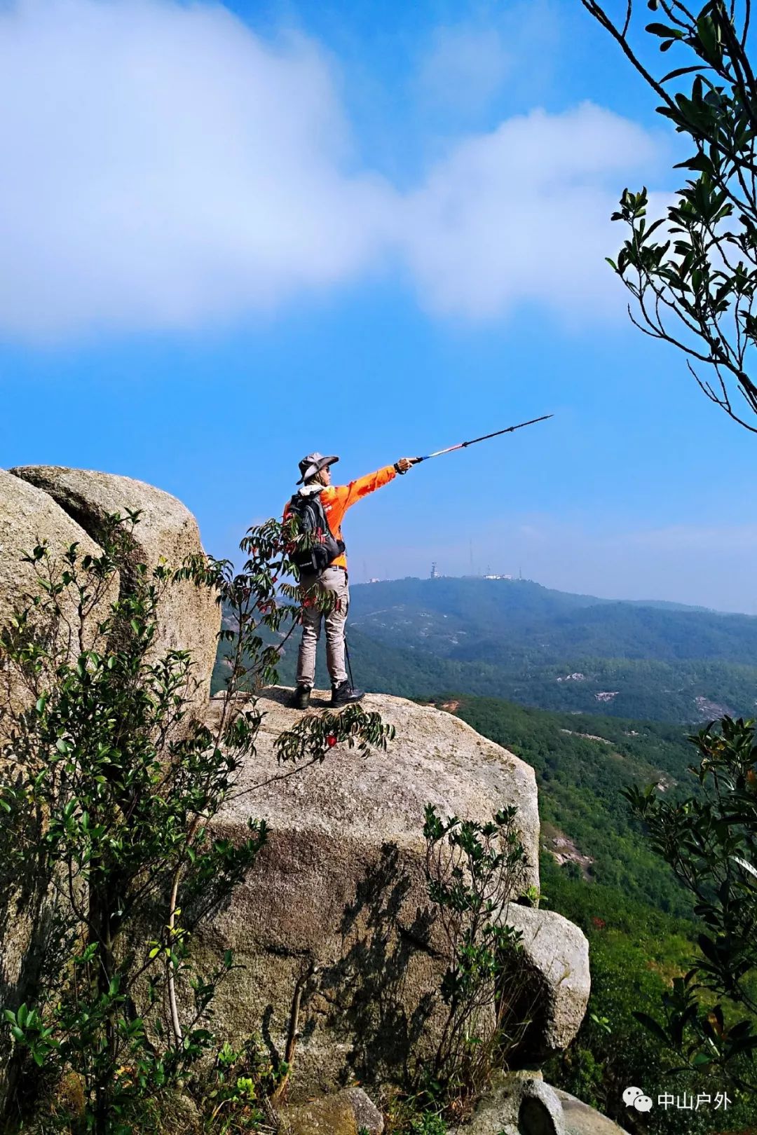 阿婆抱孙旅游风景区图片