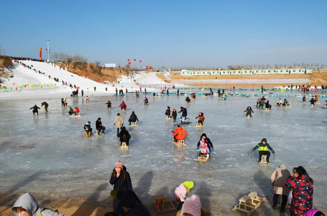 假日绿岛冰雪世界图片