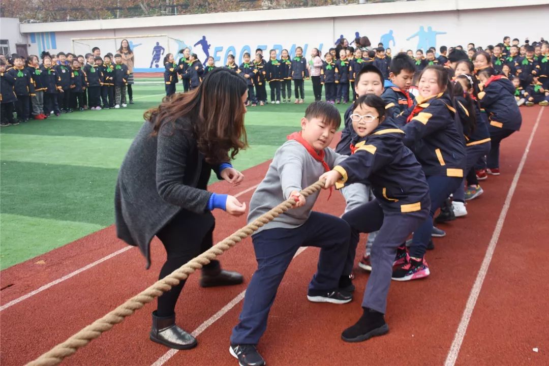 享受运动快乐成长记2018大华二小学生冬季运动会