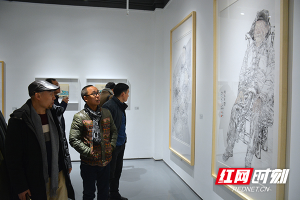 企画家艺术馆首展开幕17名艺术家共显 本真的张力 杨金成