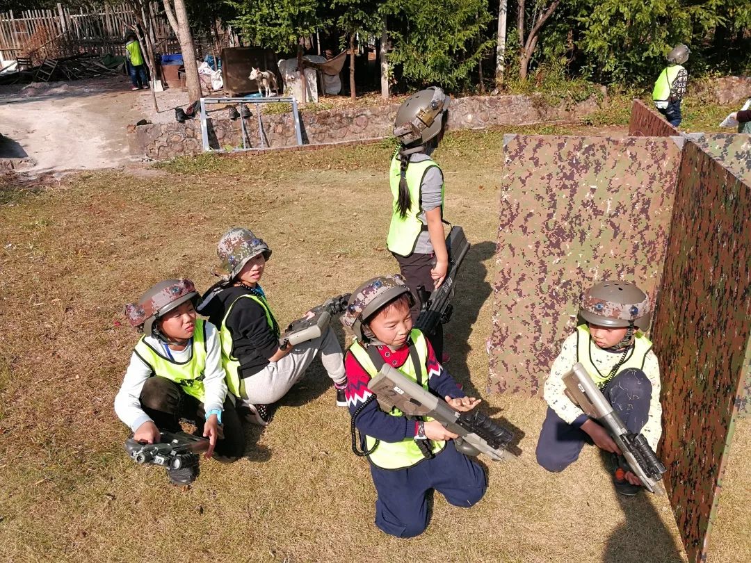 真人cs,戶外燒烤上午結營儀式新年遊園戶外燒烤真人cs野戰第五天遊覽