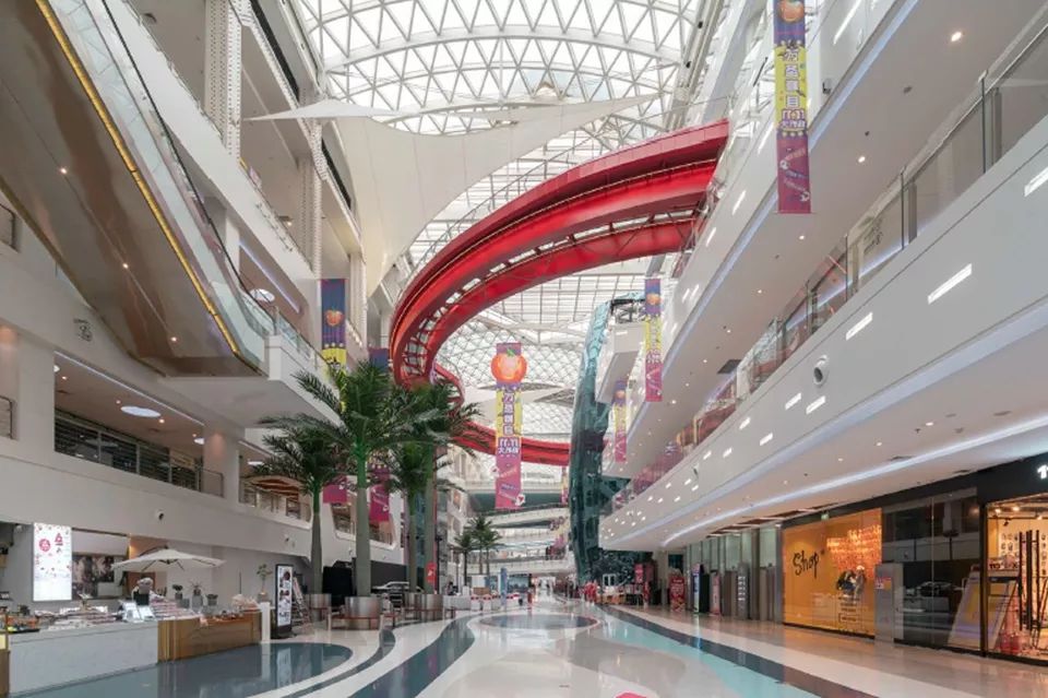 mini mall世茂成都 minimall璃墟国际艺术中心华地镇江购物中心(左)