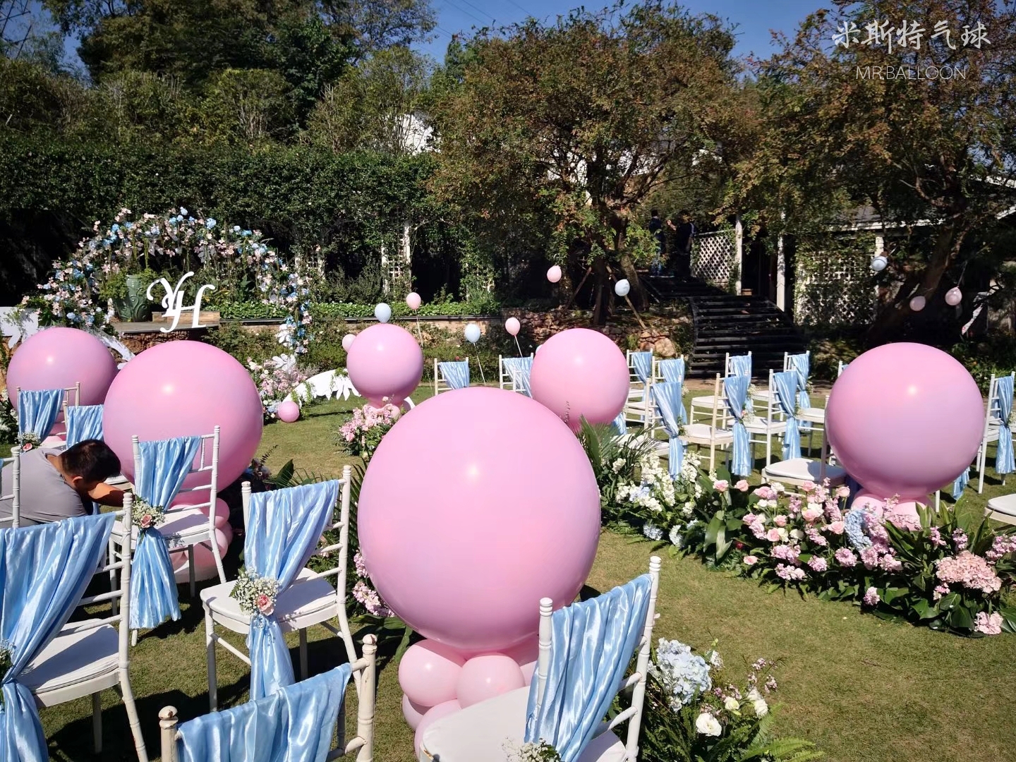 米斯特气球:株洲室外创意唯美婚礼气球布置案例分享
