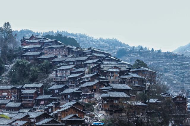 元旦春節最佳旅遊地,到貴州西江千戶苗寨也能看雪景_少數民族