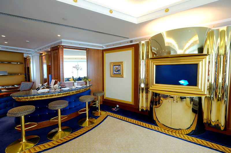 迪拜七星级帆船酒店房间实拍,这怎么能称作房间简直是豪宅