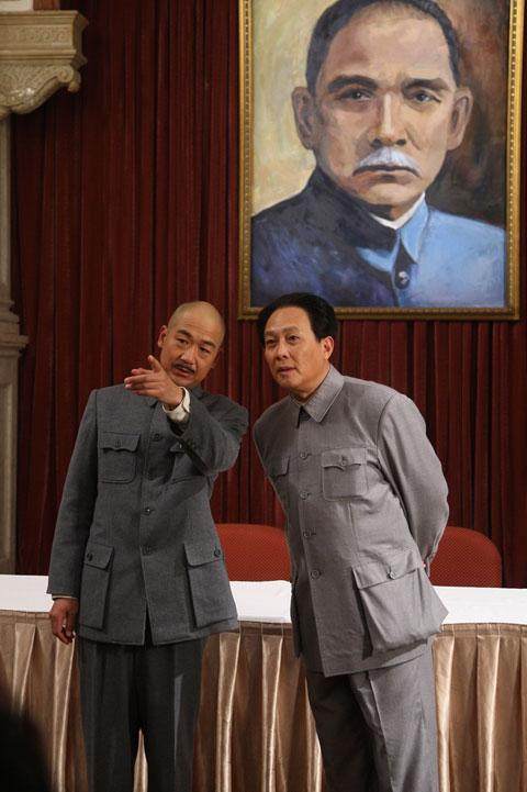 蒋介石到台湾后，毛主席为啥把他留在大陆的亲戚也送过去？