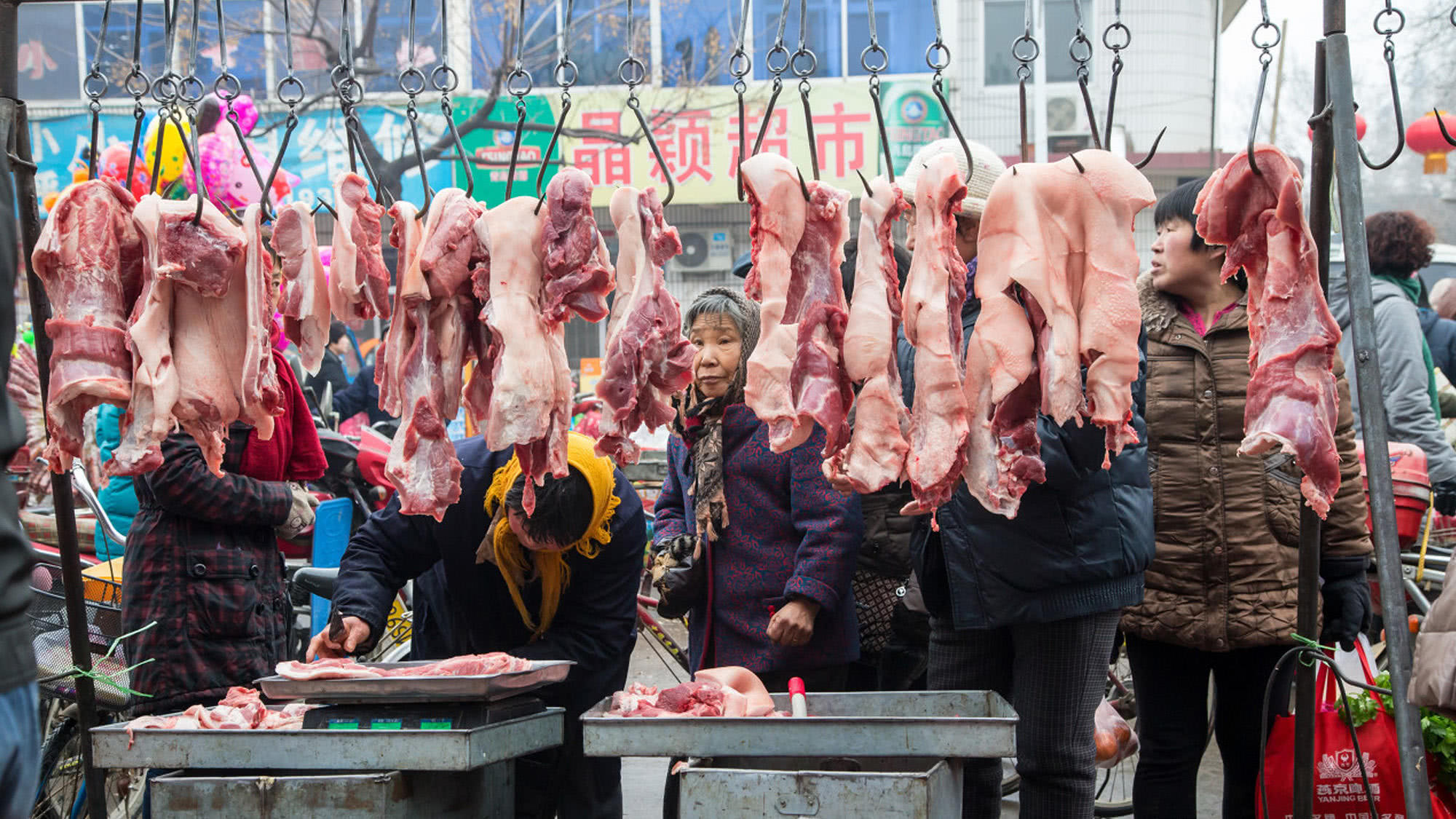每个农村总有那么几位杀猪卖肉的人他们赚到钱了吗