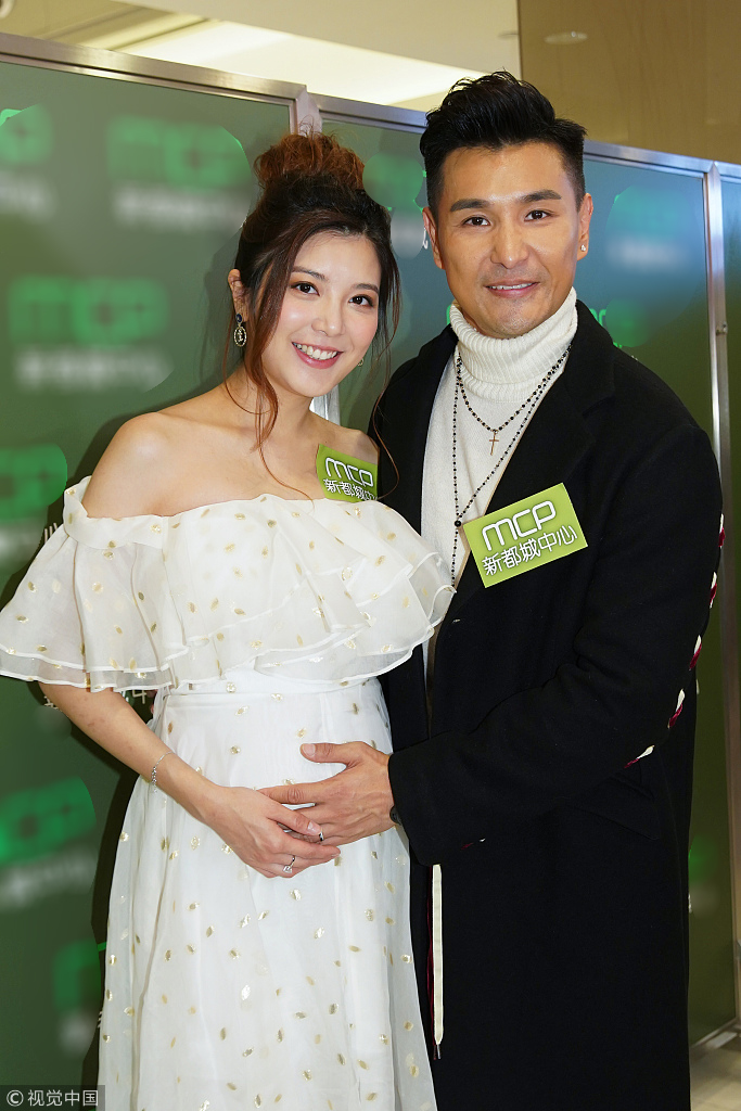 陈展鹏老婆多大图片